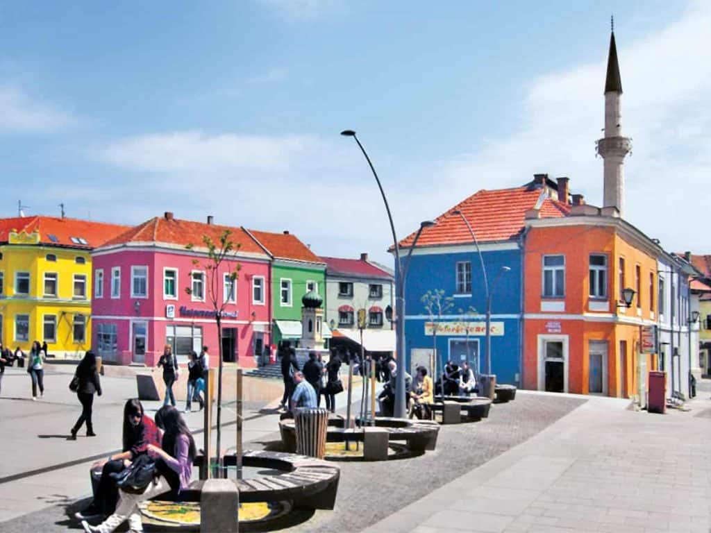 İstanbul Tuzla çilingir servisi ile tüm mahalle ve sokaklarına 24 saat boyunca çilingir hizmeti vermekteyiz. İstanbul Tuzla Nöbetçi çilingir servisi.